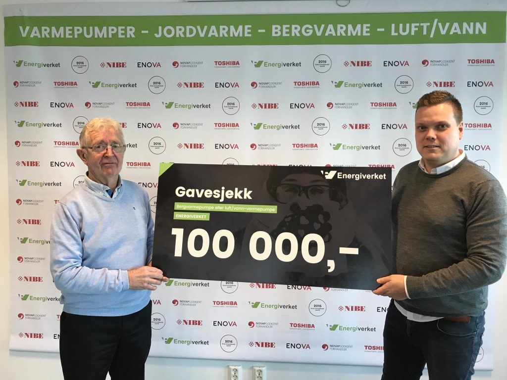 Finn-Roald Schie fra Rakkestad ble vinneren av konkurransen vår Vinnvarme.no, og vant med det et gavekort på 100.000,- fra Energiverket, det er mye god varme.