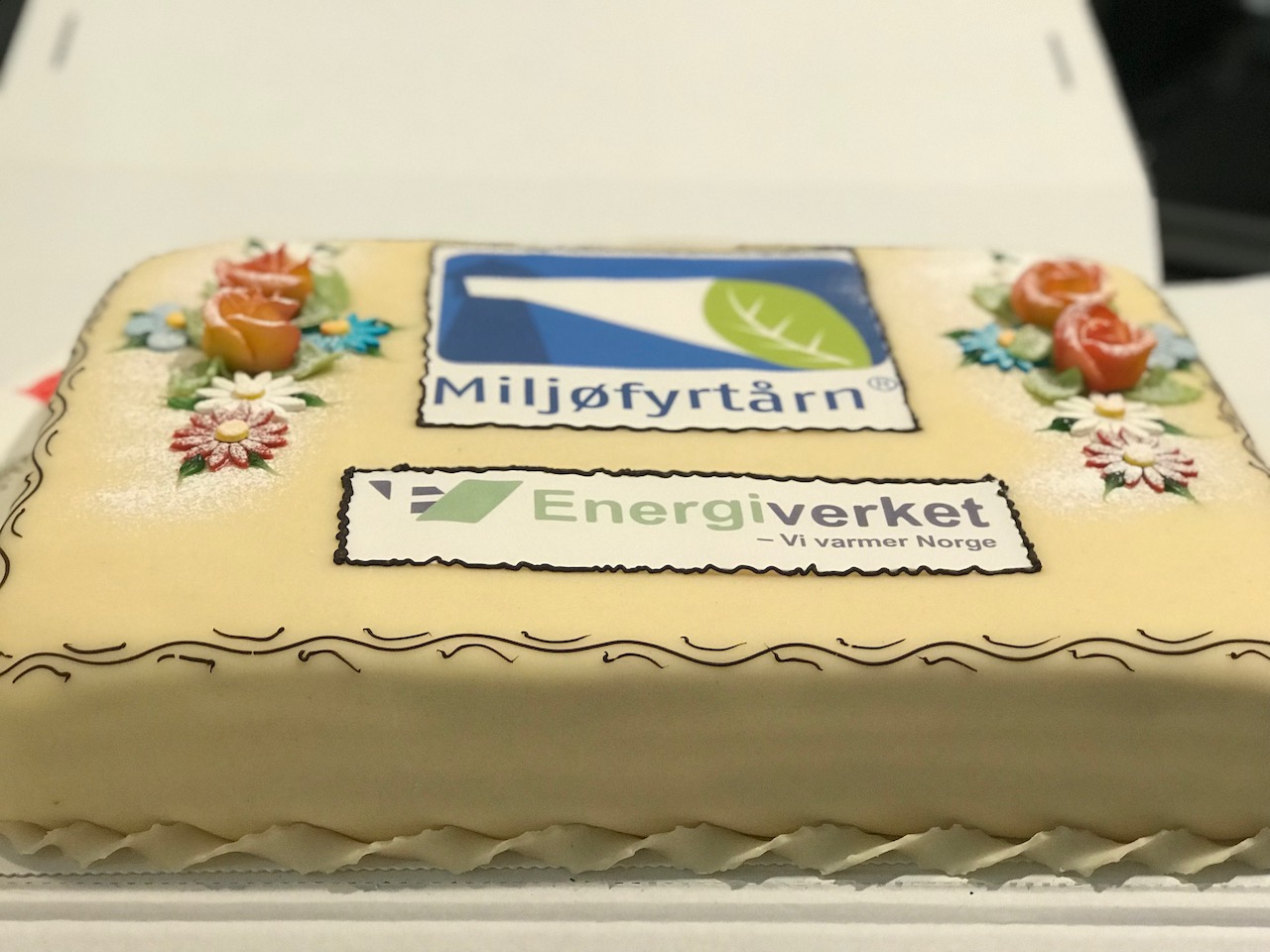 Miljøfyrtårn-Kake måtte vi ha som seg hør og bør